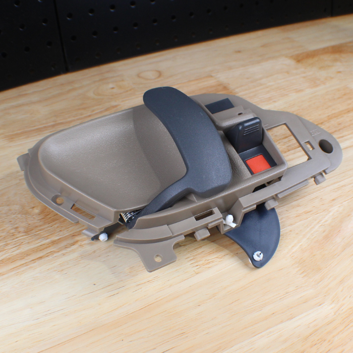 1995-1998 OBS Chevy/GMC Truck Beige Interior Door Handle Assembly - LH