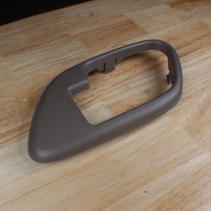 1995-1998 OBS Chevy/GMC Truck Beige Interior Door Handle Trim Bezel - RH